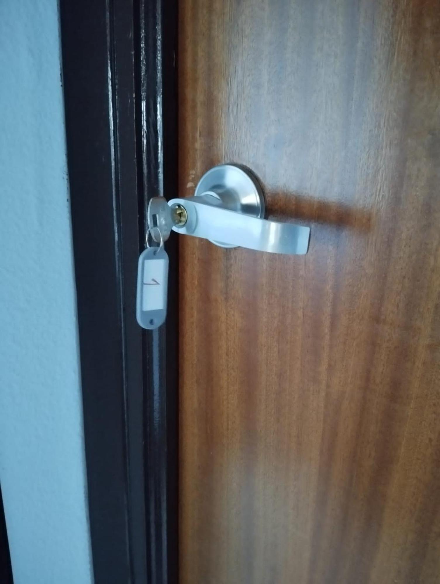 Room In Shared Apartment With Parking Almunecar Exterior foto