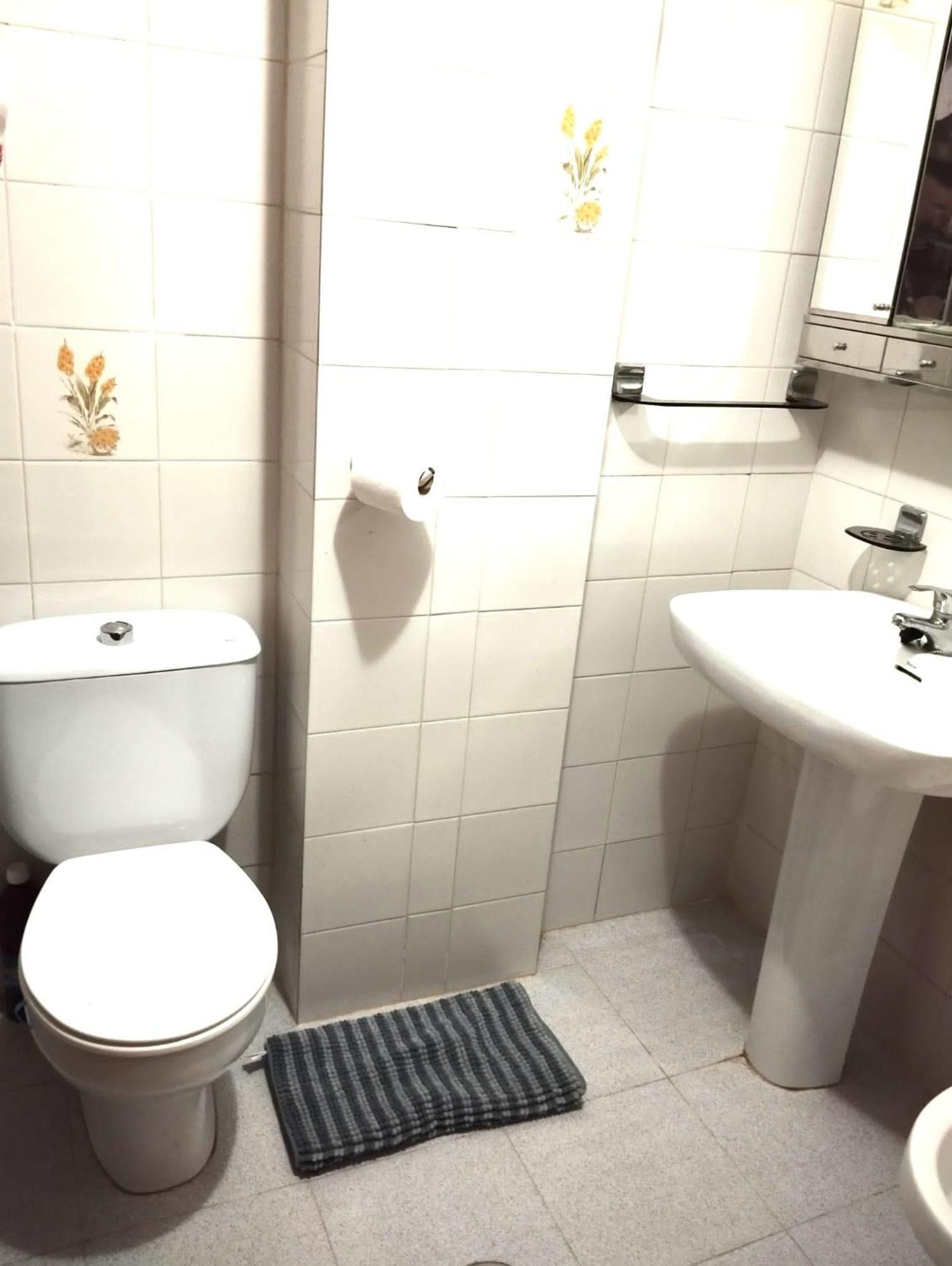 Room In Shared Apartment With Parking Almunecar Exterior foto