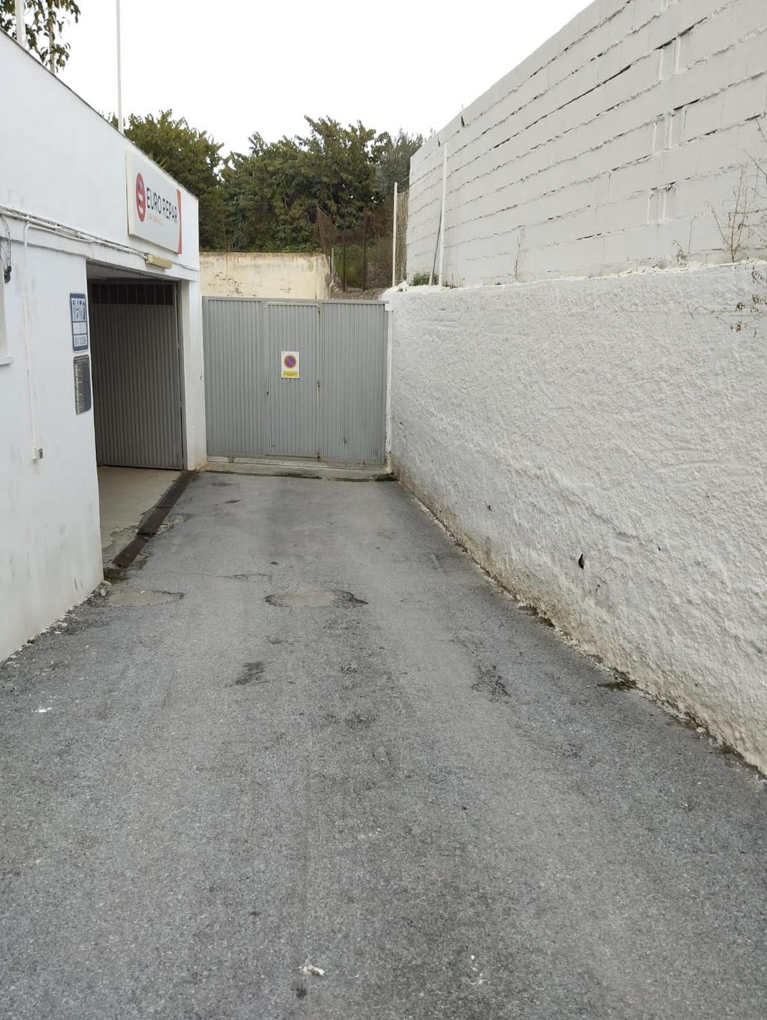 Room In Shared Apartment With Parking Almunecar Exterior foto