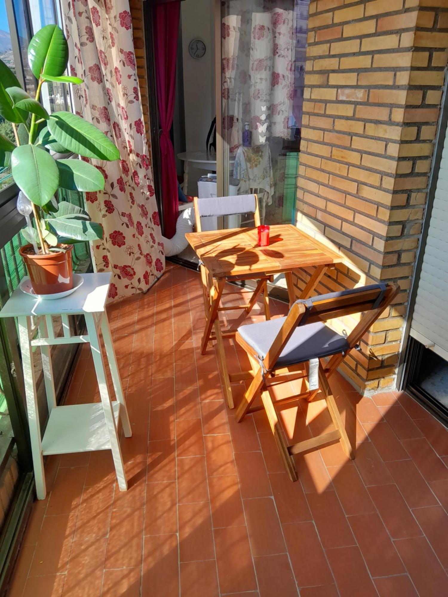 Room In Shared Apartment With Parking Almunecar Exterior foto