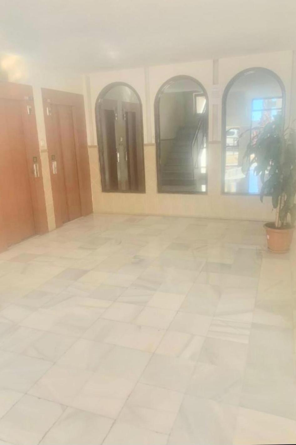 Room In Shared Apartment With Parking Almunecar Exterior foto